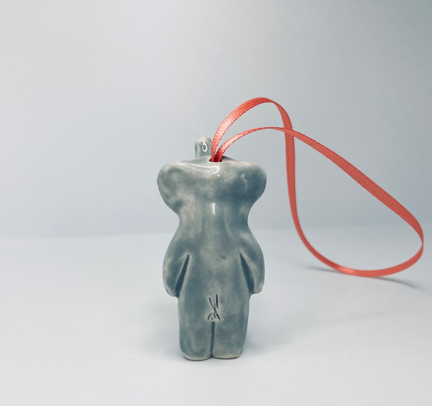 Elephant on ribbon
